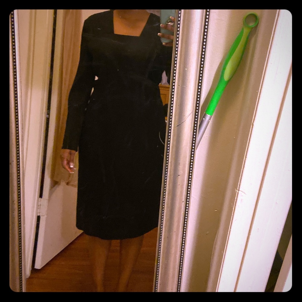 Dress - Picture 2 of 4